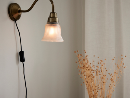 Wall lamp Emmi, antique brass Online now