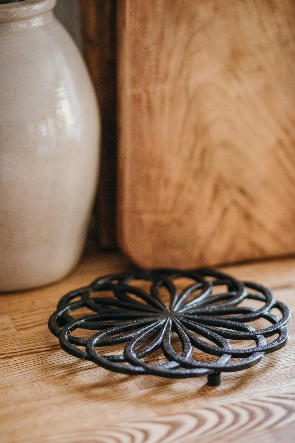 Cast Iron Pot Trivet, flower For Cheap